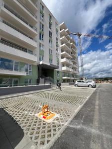 Το κτήριο όπου στεγάζεται  το διαμέρισμα