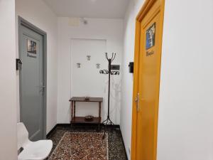 Fotografie z fotogalerie ubytování Affittacamere A Filippo's Room by the Sea v Janově