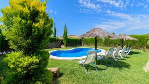 Bazén v ubytování Finca Los Colorines Antequera - La Higuera by Ruralidays nebo v jeho okolí