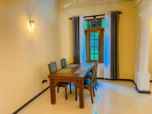 Foto dalla galleria di Solace Inn RESIDENCE - 5 Min Walk to Beach a Tangalle