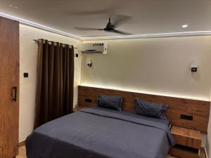 Ariv comforts baga客房内的一张或多张床位
