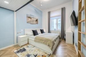 Posteľ alebo postele v izbe v ubytovaní DR Apartments - Nicea