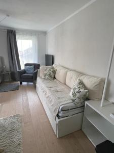 Fotografie z fotogalerie ubytování Architect-Apartments 2 Schlafzimmer mit Bad, modern und ruhig, 2 min A8 v destinaci Irschenberg