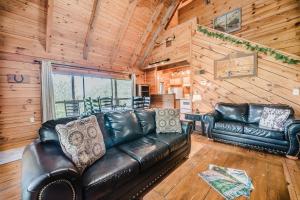 Χώρος καθιστικού στο Budro's Bungalow cabin