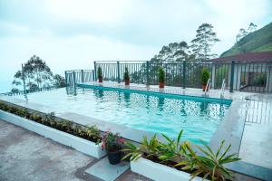 Piscina di The Clouds End o nelle vicinanze
