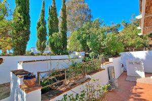 Jardín al aire libre en La Perla Andaluza