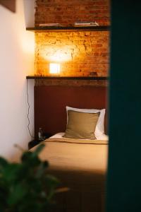 Postel nebo postele na pokoji v ubytování A Place Antwerp - Boutique Suites & Flats - Leeuwenstraat 20