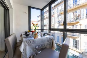 JARDINS MASSENA AP4088 Nice, by Riviera Holiday Homes