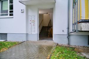 Galeriebild der Unterkunft EDLER WOHNRAUM Luxuriöses Apartment mit Balkon, Boxspringbett, Kaffeevollautomat, Lift & Parkplatz in Chemnitz