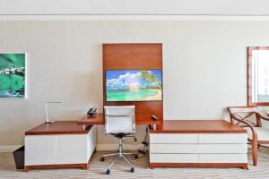 Gallery image of International Deluxe 2 Queen Bed Ocean Front in Sunny Isles Beach