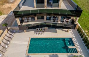 Πισίνα στο ή κοντά στο Stunning Home In Privlaka