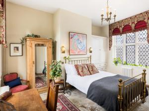Gallery image of Pass the Keys Historic 2Bed Chapel in Central Warwick in Warwick