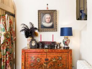 Gallery image of Pass the Keys Historic 2Bed Chapel in Central Warwick in Warwick