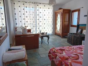 Φωτογραφία από το άλμπουμ του Sea View Tinos Apartment σε Lichnaftia