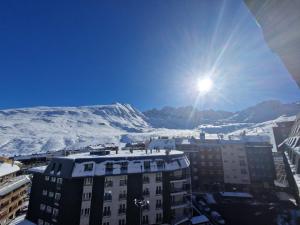 Üldine mäevaade või majutusasutusest Modern Loft in Pas de la Casa, wifi, ski pildistatud vaade
