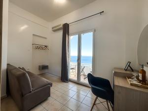 Posezení v ubytování Andros Seaview Hotel