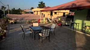 Fotografie z fotogalerie ubytování The Red Hut Inn v destinaci Belize City