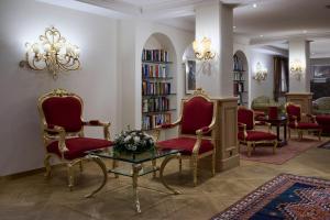 Posezení v ubytování Hotel Vereina