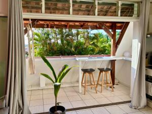 Rõdu või terrass majutusasutuses Coral Lodge