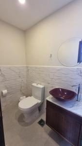Koupelna v ubytování Casa a estrenar