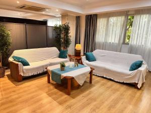 Część wypoczynkowa w obiekcie Hotel Selva Arenal