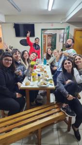 Hóspedes ficando em YAGHAN HOSTEL