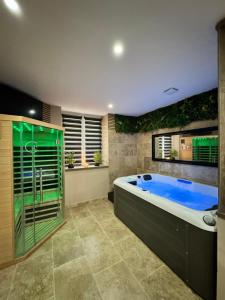 Fotografie z fotogalerie ubytování Le boudoir suite&spa v destinaci Malissard