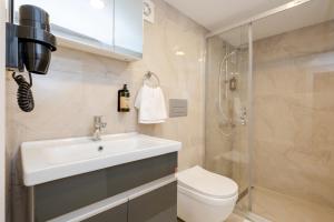 Ένα μπάνιο στο han