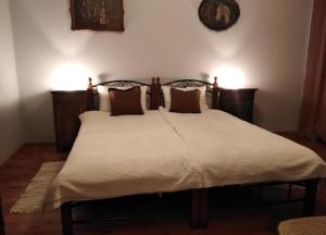 Voodi või voodid majutusasutuse Šomin lagum - Guest house toas