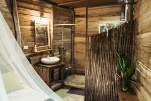 Kúpeľňa v ubytovaní Bungalows India, El Valle, Samana