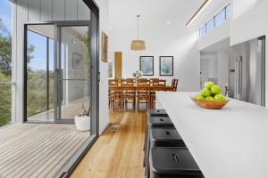 Photo de la galerie de l'établissement Bird House Wellness Retreat - Sauna Mineral Pool, à Rye