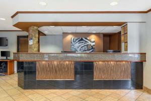 TV/Unterhaltungsangebot in der Unterkunft Best Western Plus Landing View Inn & Suites