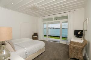 Gallery image of Tahapuke by Amazing Accom in Russell