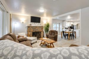 Gallery image of 6 Mi to Shoshone Falls Park Home with Game Room! in Twin Falls