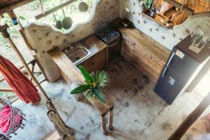 Kuchyňa alebo kuchynka v ubytovaní Bungalows India, El Valle, Samana