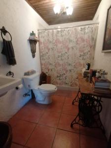 Ένα μπάνιο στο La casa del abuelo