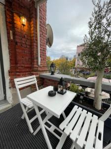 Balcone o terrazza di AJ Apartments - Hidden Gem in front of Taiwan Center