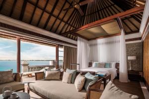 Posezení v ubytování Four Seasons Resort Bali at Jimbaran Bay