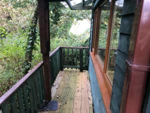 Balkón nebo terasa v ubytování Dads cabin