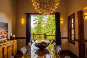 Fotografie z fotogalerie ubytování Winston Lodge v destinaci Golden