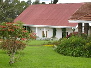 Brackenhurst Conference and Retreat Centre外面的花园