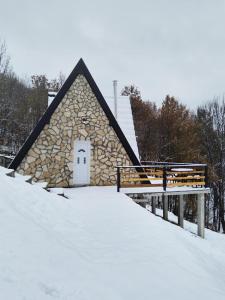 Pjesnikova Dolina talvel