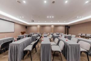 Konferenční prostory v ubytování Home Inn Plus Shanghai New International Expo Center Yushan Road Yuanshen Sports