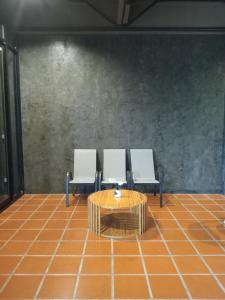 Φωτογραφία από το άλμπουμ του Baanpru daily room σε Ban Po Mo