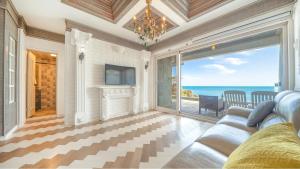 TV/trung tâm giải trí tại gyeongju blue21 poolvilla pension