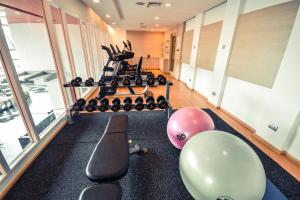 Fitness centrum a/nebo fitness zařízení v ubytování SLEEP WITH ME HOTEL design hotel @ patong (SHA Plus+)