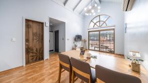 Ảnh trong thư viện ảnh của Taean Atirans Beach Pension ở Taean