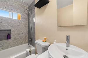 Afbeelding uit fotogalerij van Spanish-Style Retreat in Palm Springs