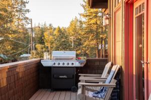 Fotografie z fotogalerie ubytování Atkinson by AvantStay Lake Front Home w Stunning Views in Tahoe Vista v destinaci Tahoe Vista