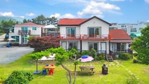 Κήπος έξω από το Taean Hagampo coastvalley pension
